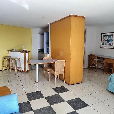 Varanda 502 Beira Mar Apartamento *